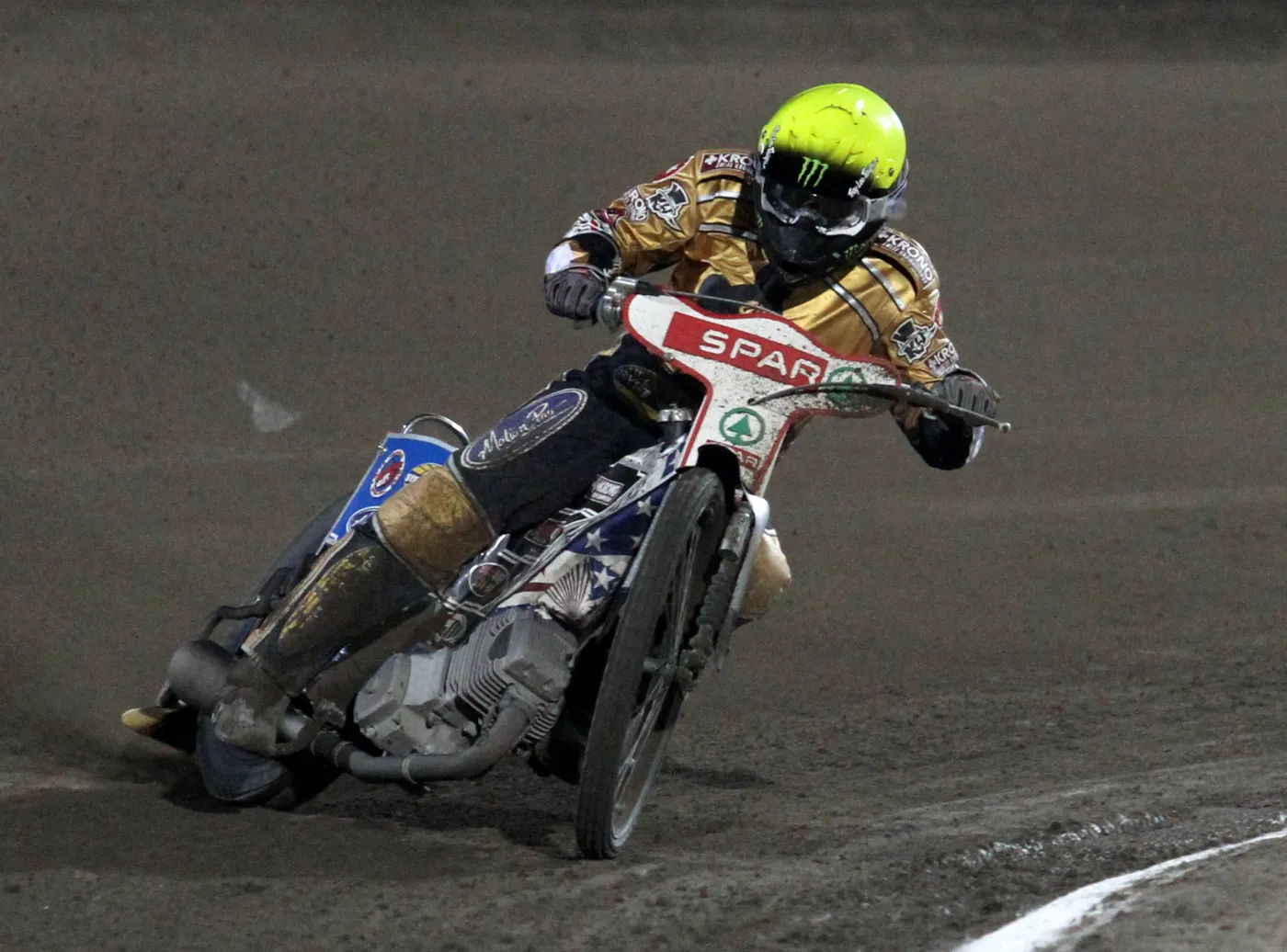 Przy żużlowcach piłkarze to biedacy