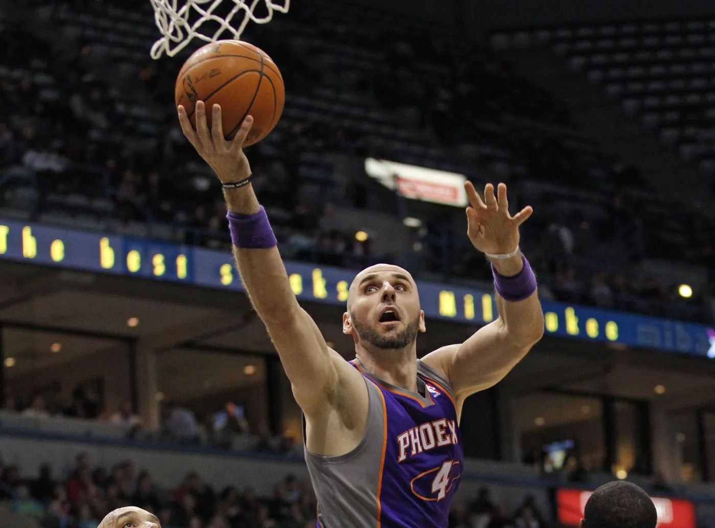 Double-double Gortata. Suns wygrali z Trail Blazers
