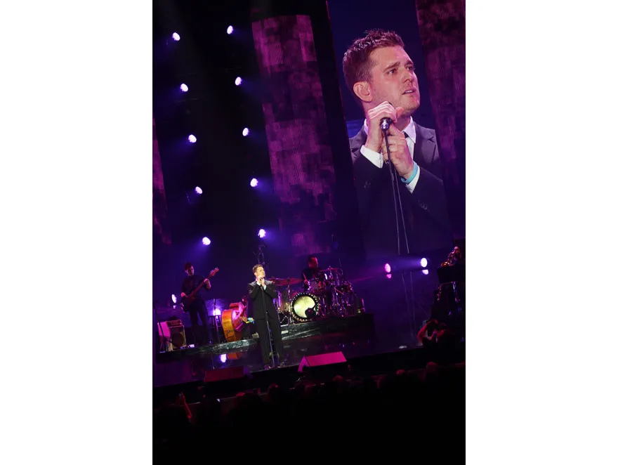 3419774-michael-buble.jpg