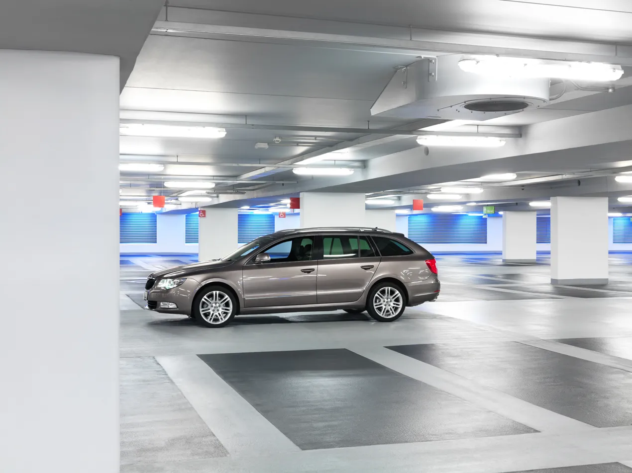3474895-skoda-superb.jpg