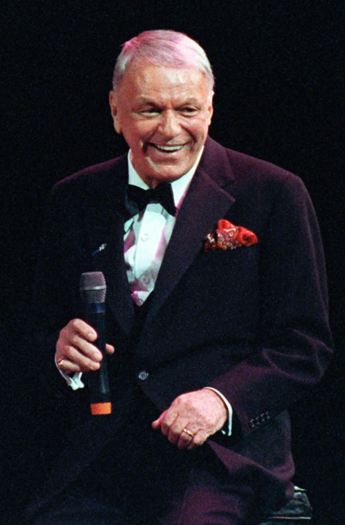 3782316-frank-sinatra.jpg