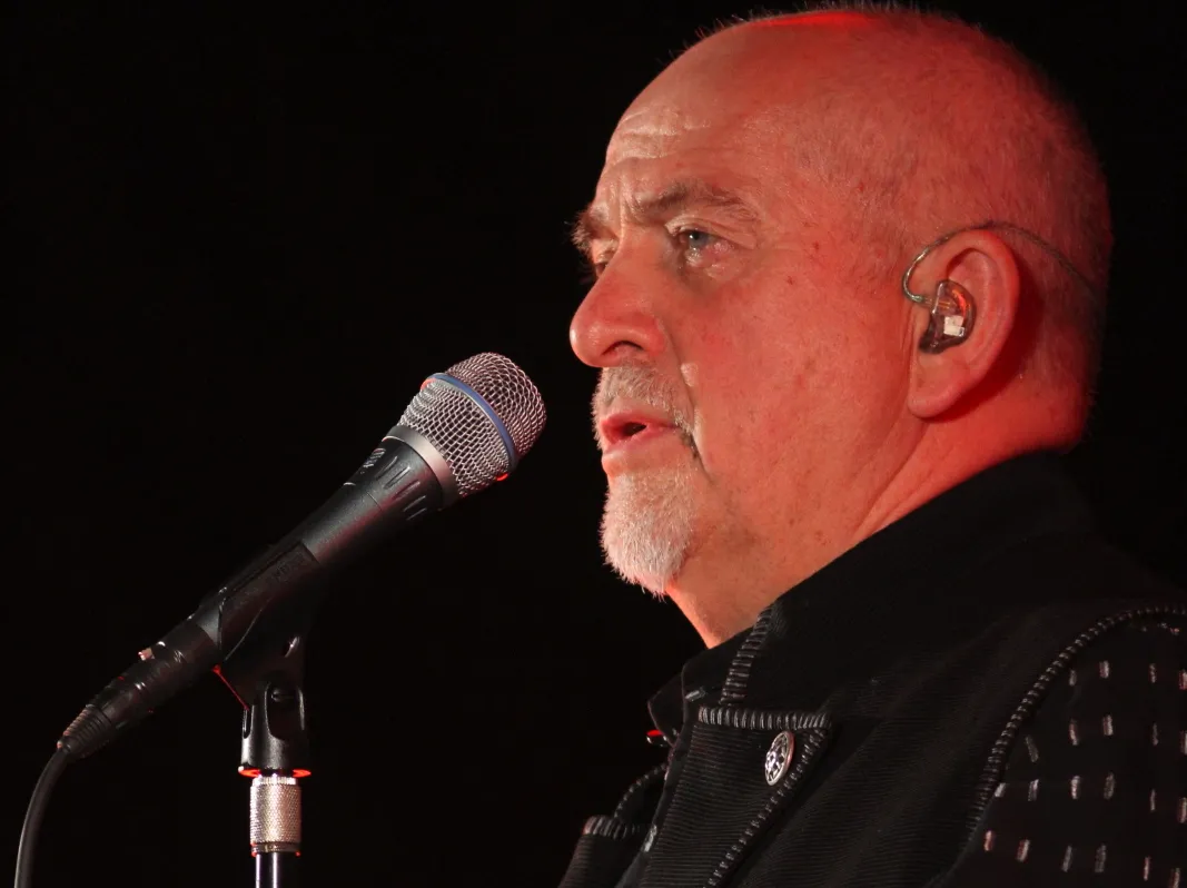 3485990-peter-gabriel.jpg