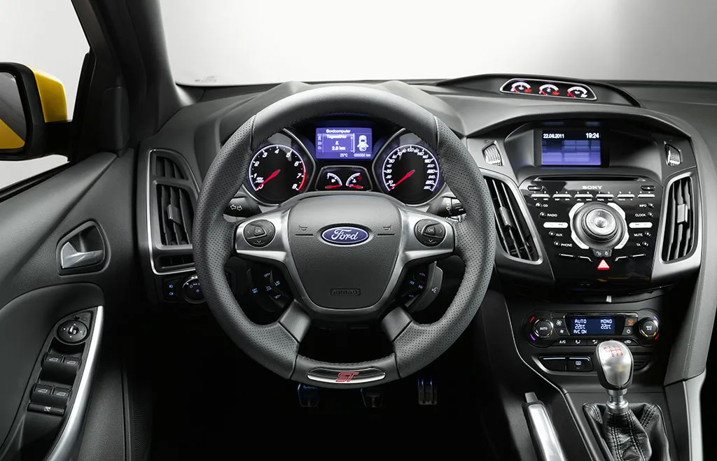 2484913-fordfocusst-01.jpg