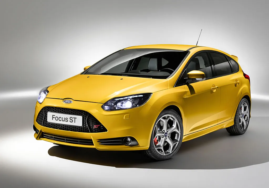 2485037-fordfocusst-04.jpg