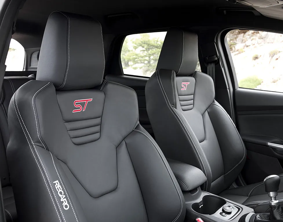 2485161-fordfocusst-19.jpg