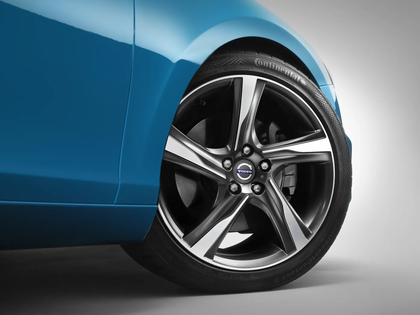 Nowe volvo z ikrą! Zobacz zdjęcia V40 R-Design