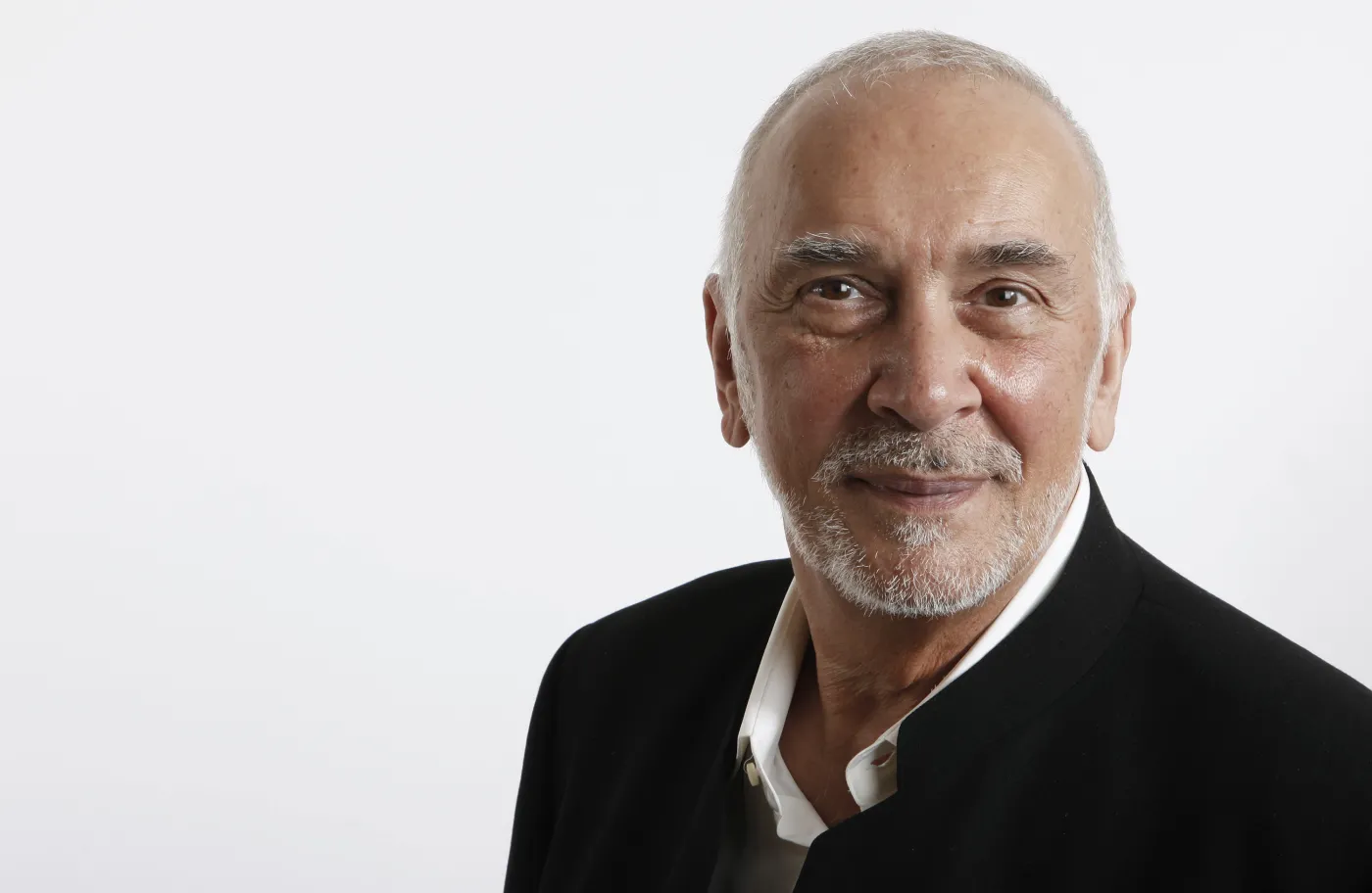 4246686-frank-langella.jpg