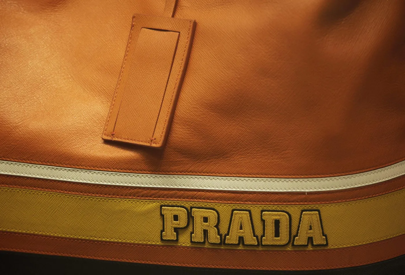 Nie wszystko złoto... Jak rozpoznać podrobione torebki?