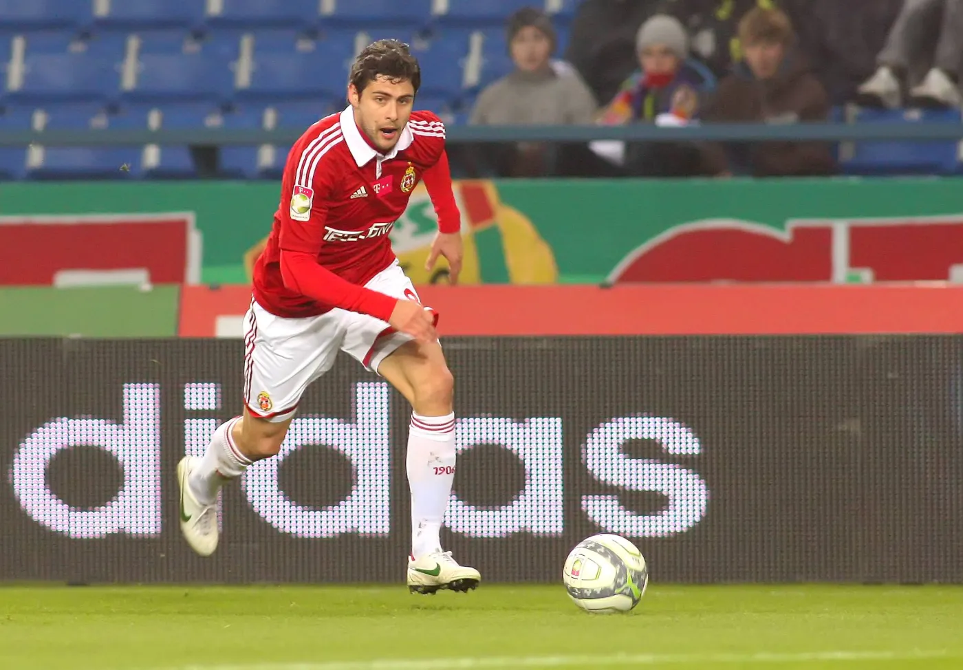 T-Mobile Ekstraklasa: Wisła Kraków może stracić Genkowa i Chaveza