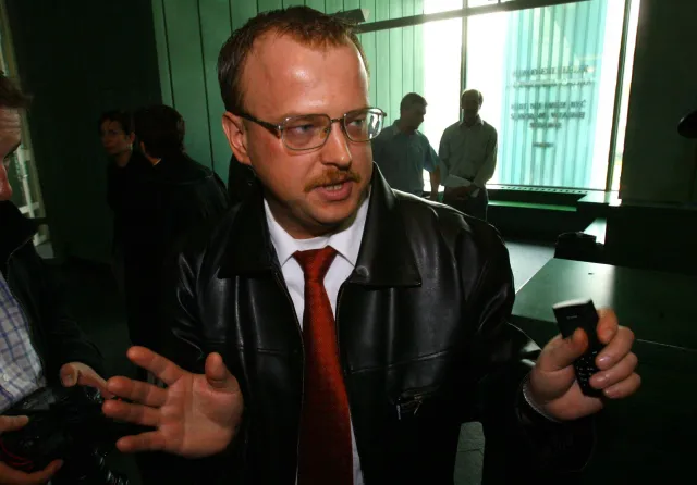 Widział talibów w Klewkach, teraz pozwał Tuska. Za alarm bombowy