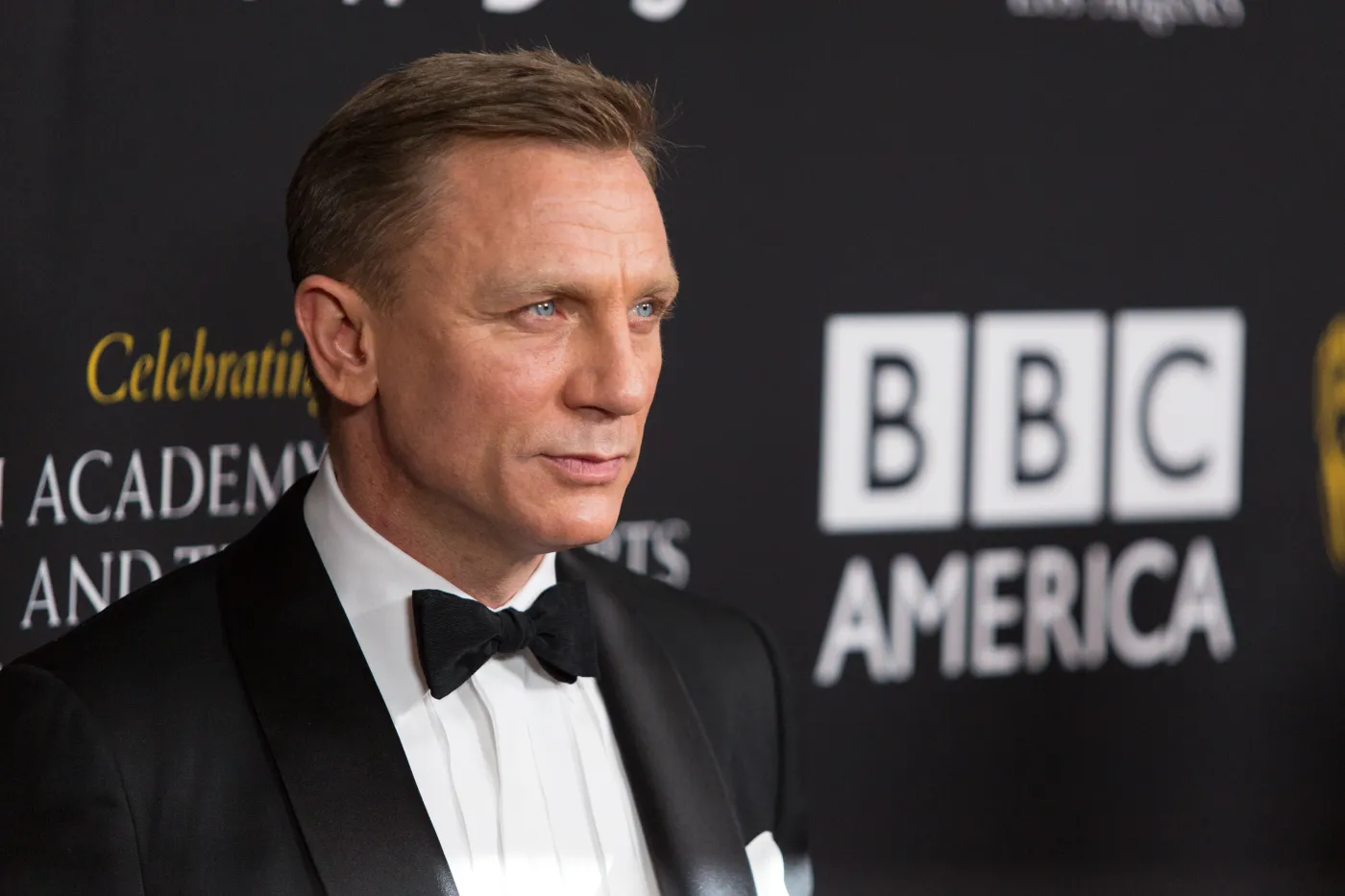 Bond zdał wreszcie egzamin na... prawo jazdy