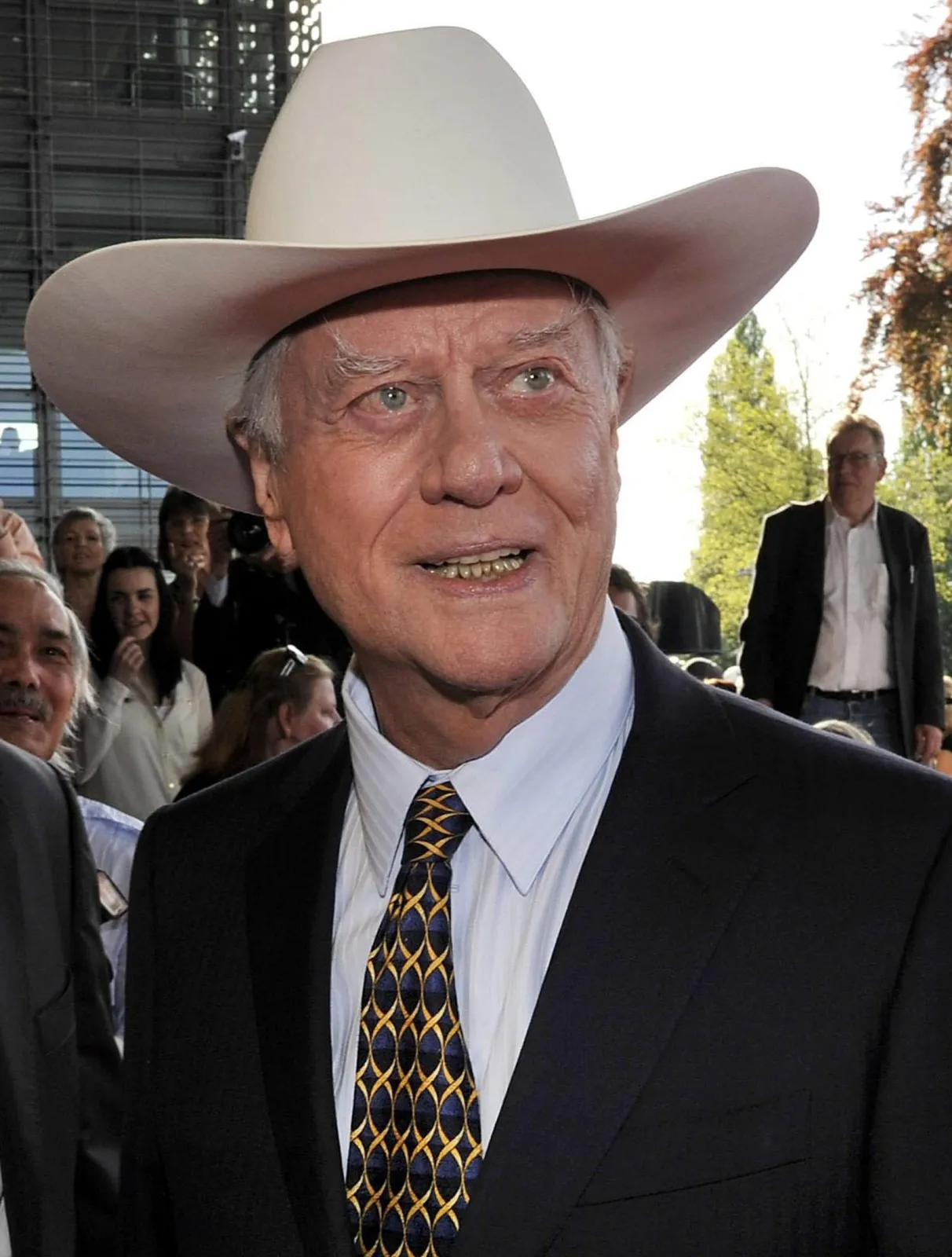 4319708-larry-hagman.jpg