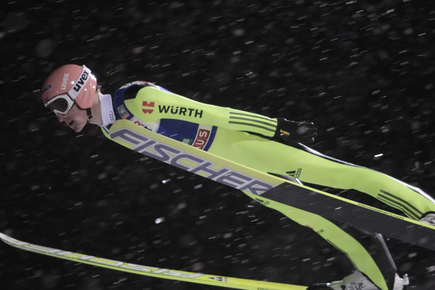 PŚ w skokach. Zwycięstwo Niemca. Polacy daleko w tyle