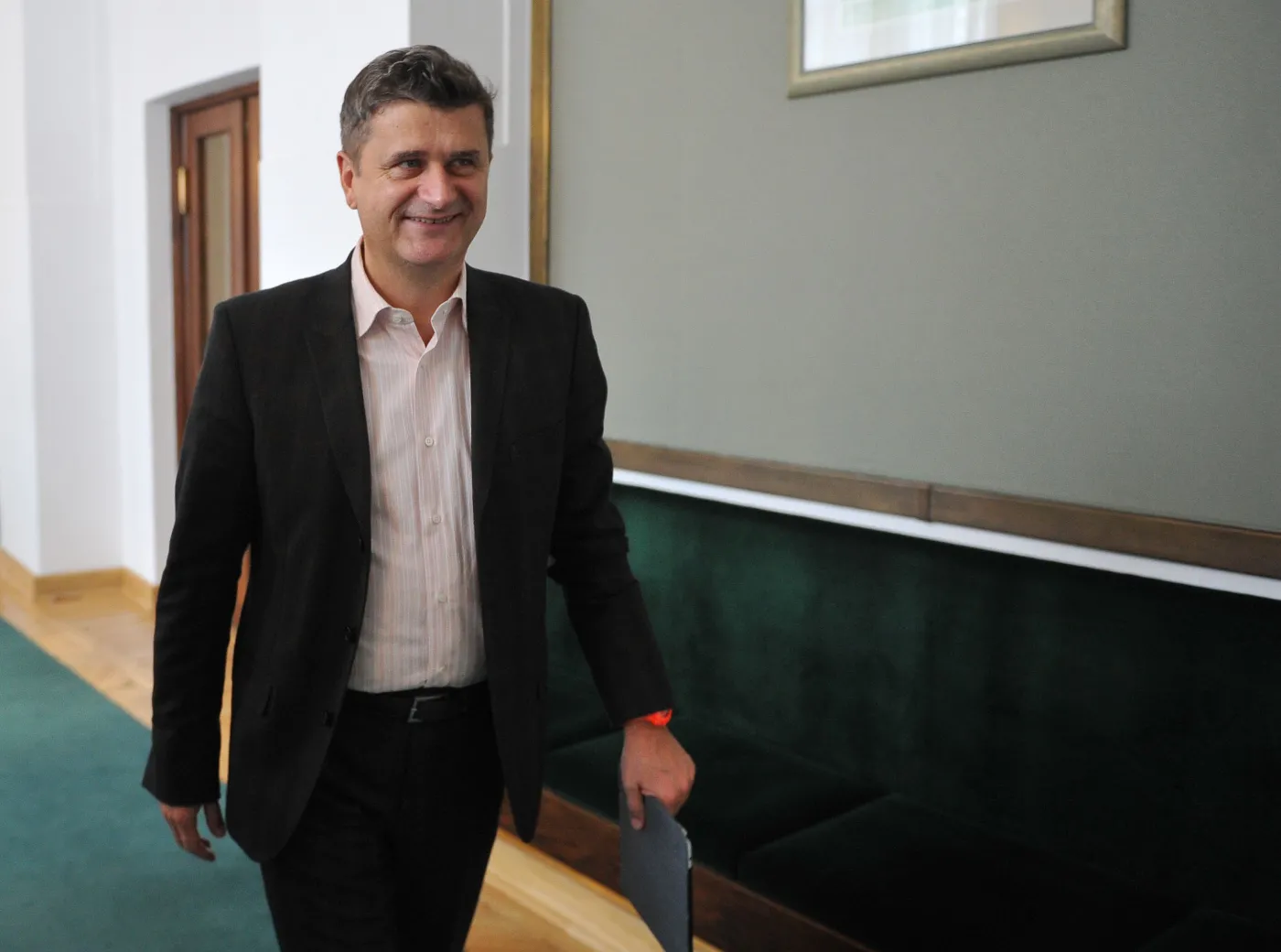Palikot kopie leżącego? Drwi z pokonanego Pawlaka