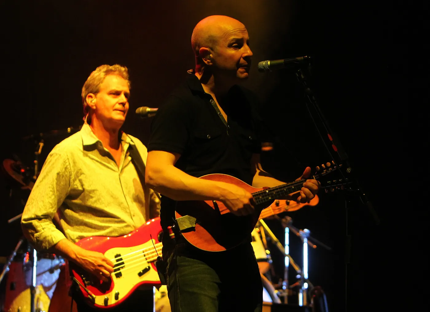 4942354-mark-knopfler.jpg