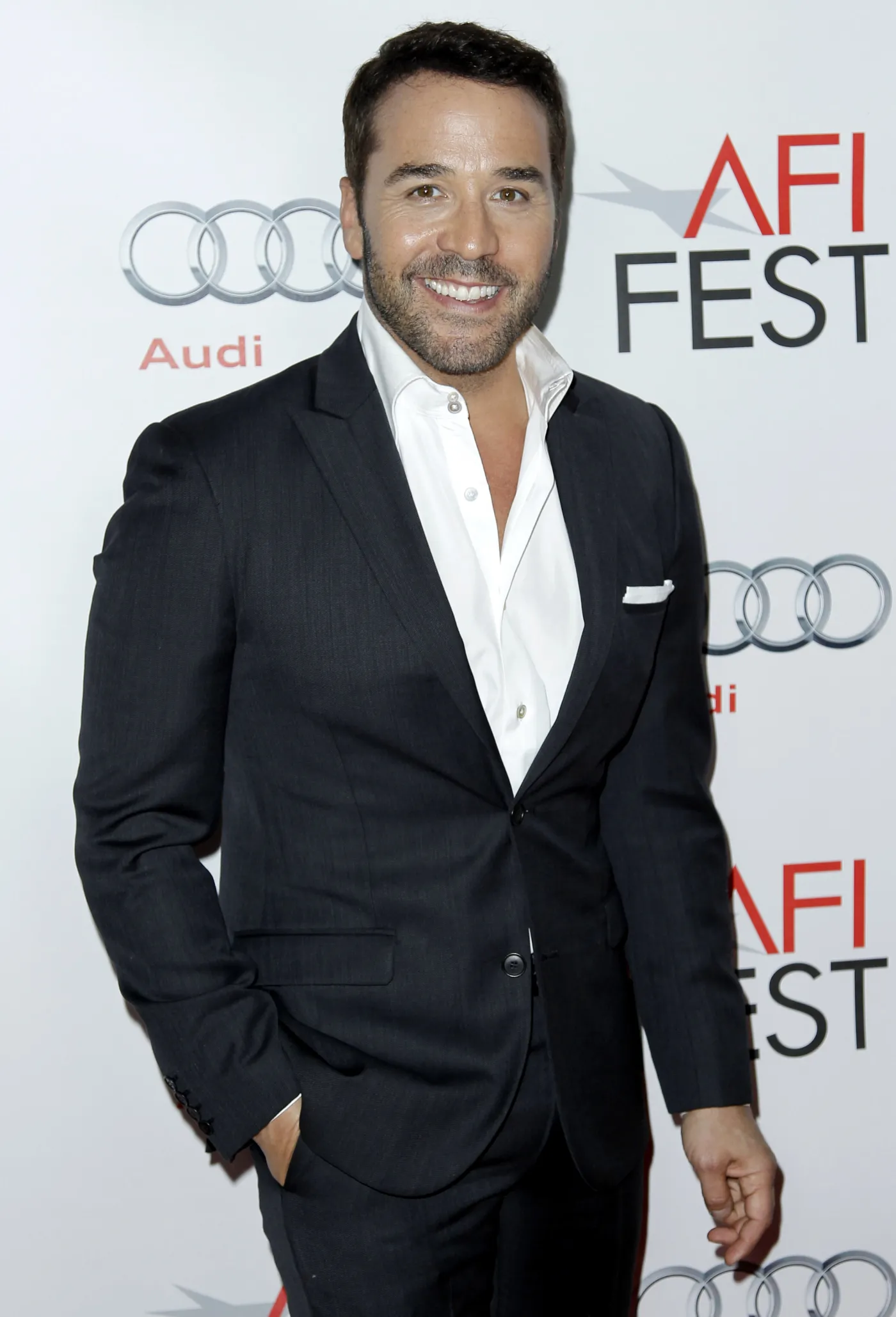 4708563-jeremy-piven.jpg