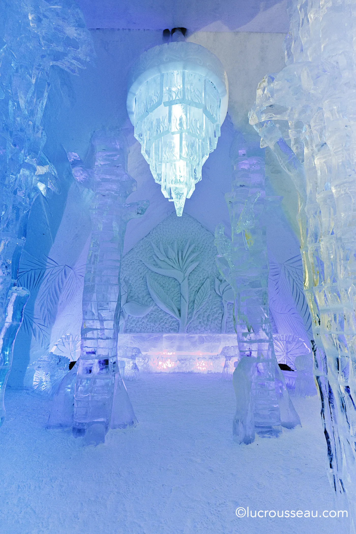 4710638-hotel-de-glace.jpg