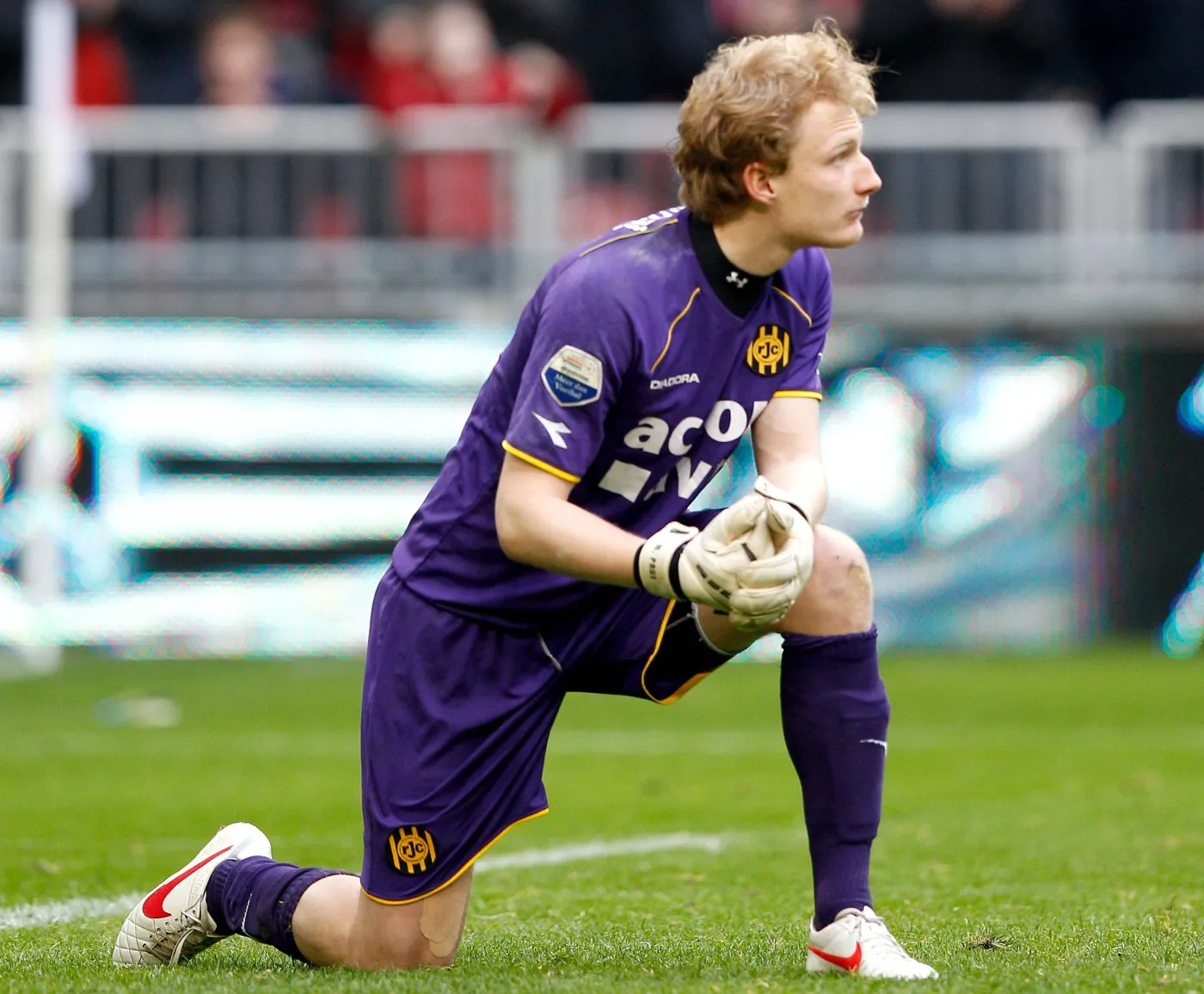 Polski bramkarz "zawalił" mecz w Holandii. Kompromitacja Prusa. WIDEO