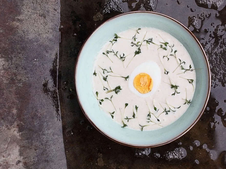 Przepis na zupę z charakterem: świąteczna chrzanica