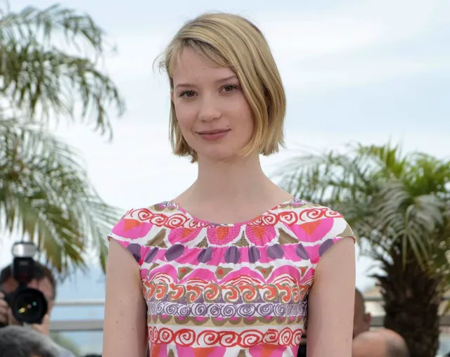 Mia Wasikowska: Mogę przyjmować tylko umiarkowane dawki Hollywood