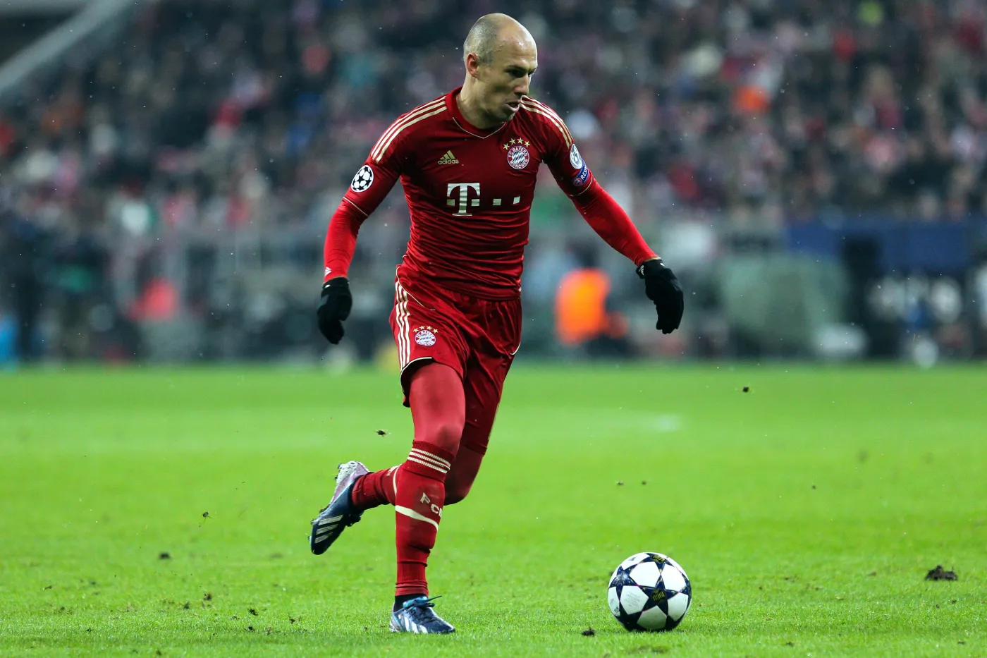 Liga Mistrzów: Hit w Monachium. Barcelona gra w Paryżu