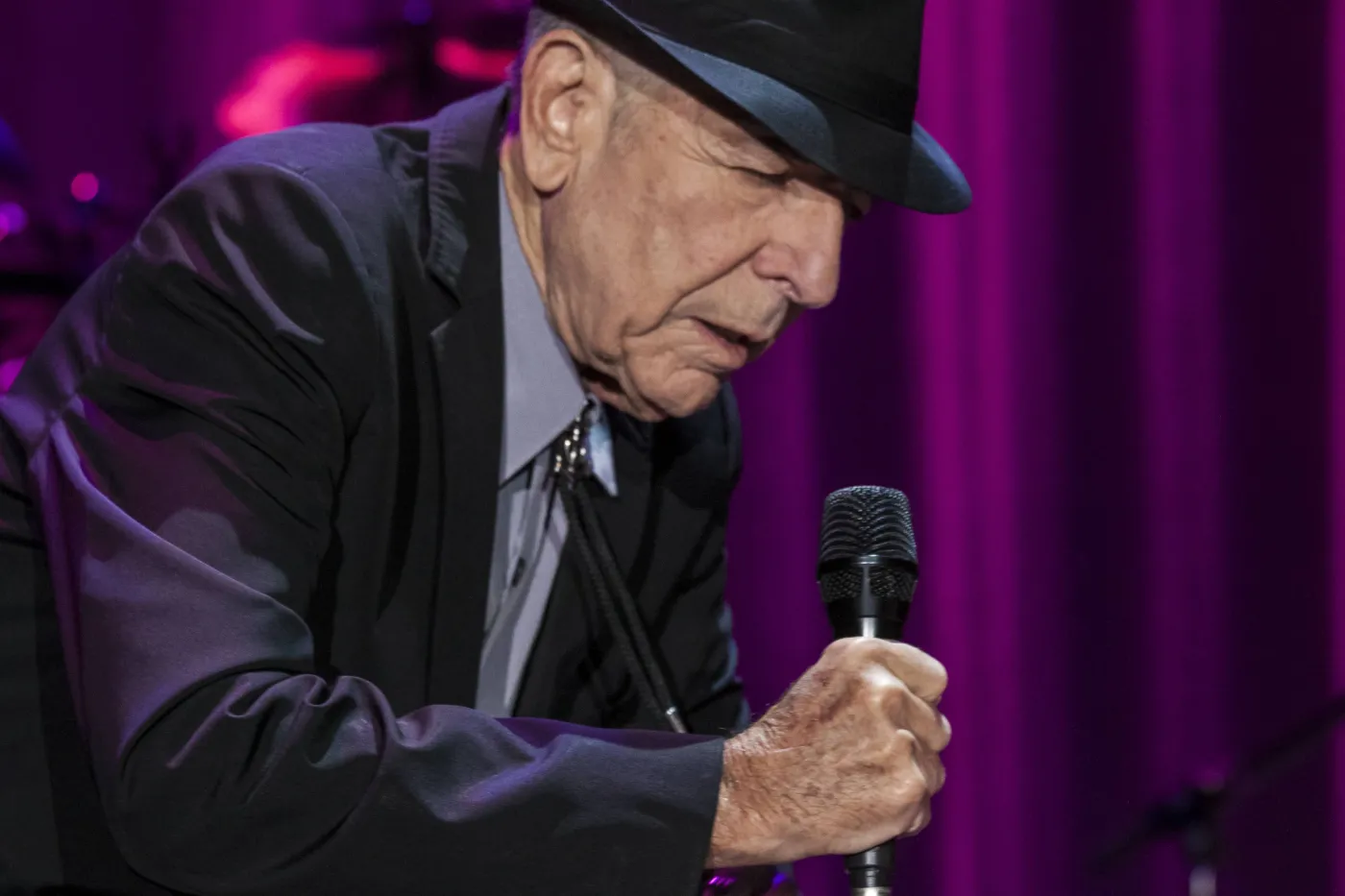 5214697-leonard-cohen.jpg
