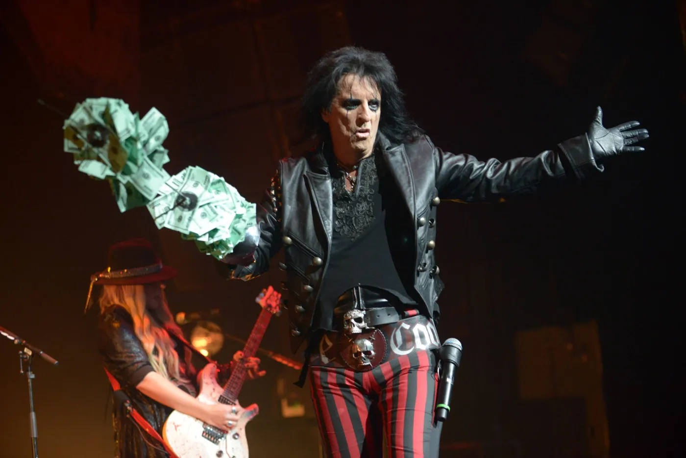 5253405-alice-cooper.jpg