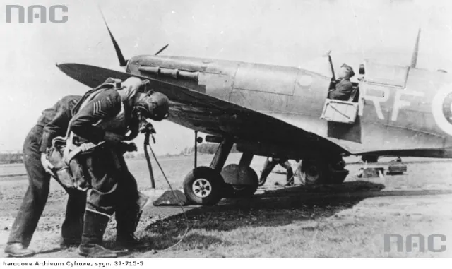 80 lat temu rozpoczęła się Bitwa o Anglię. Z Polakami w roli głównej