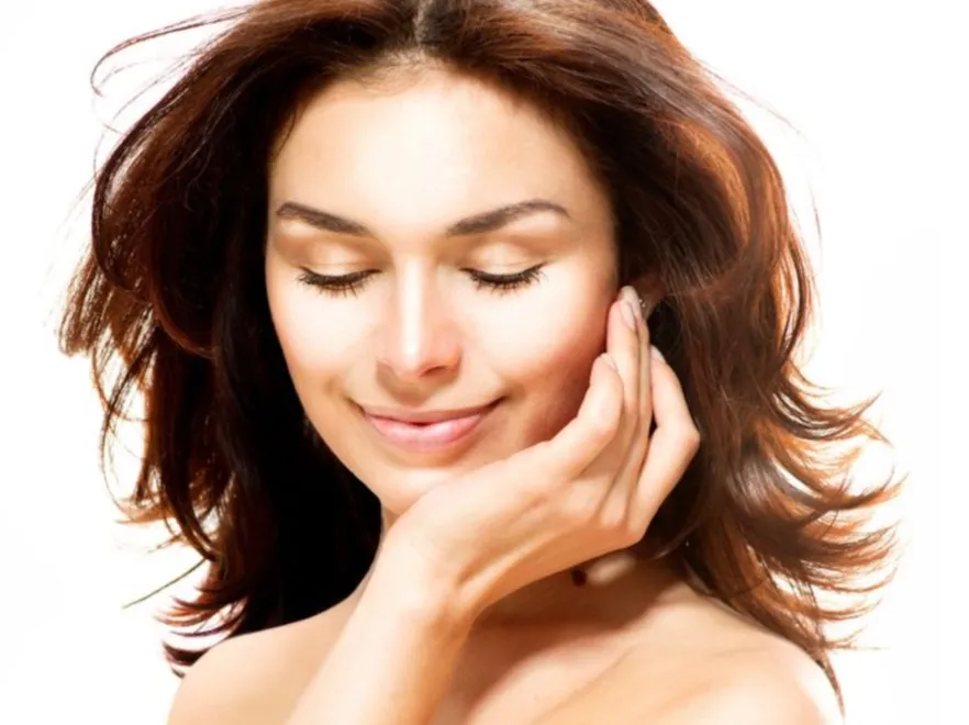 Pożądasz jędrnej skóry twarzy? Zadbaj o nią należycie!