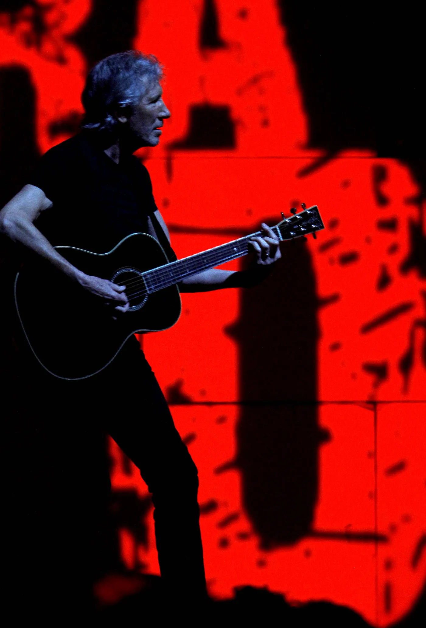 5317449-roger-waters.jpg