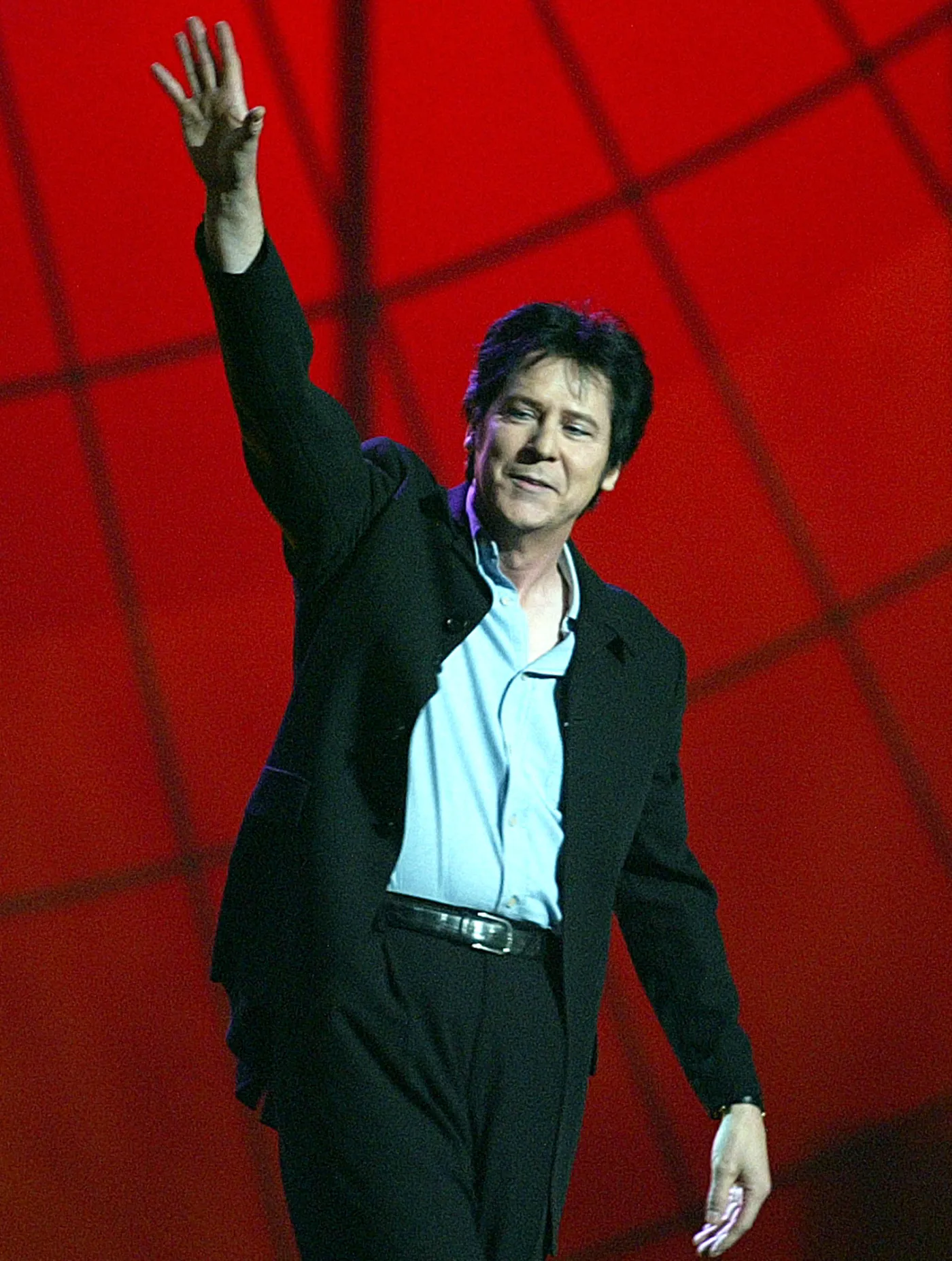5403319-shakin-stevens.jpg