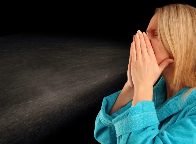 Kichasz przy ciepłym kaloryferze? To mogą być roztocze!