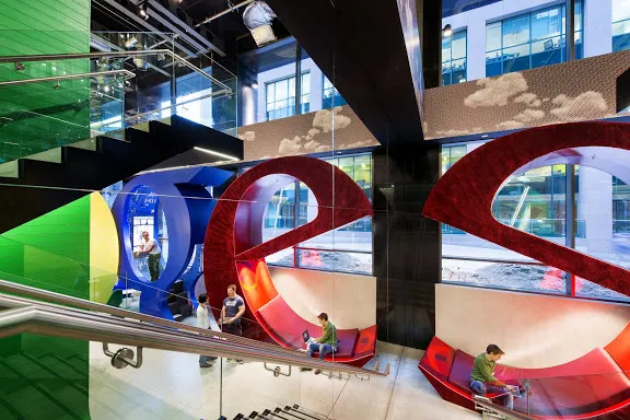 Biura Google'a to już legenda! Są jak ogromne place zabaw. GALERIA