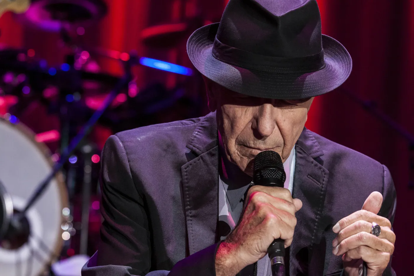 5214610-leonard-cohen.jpg