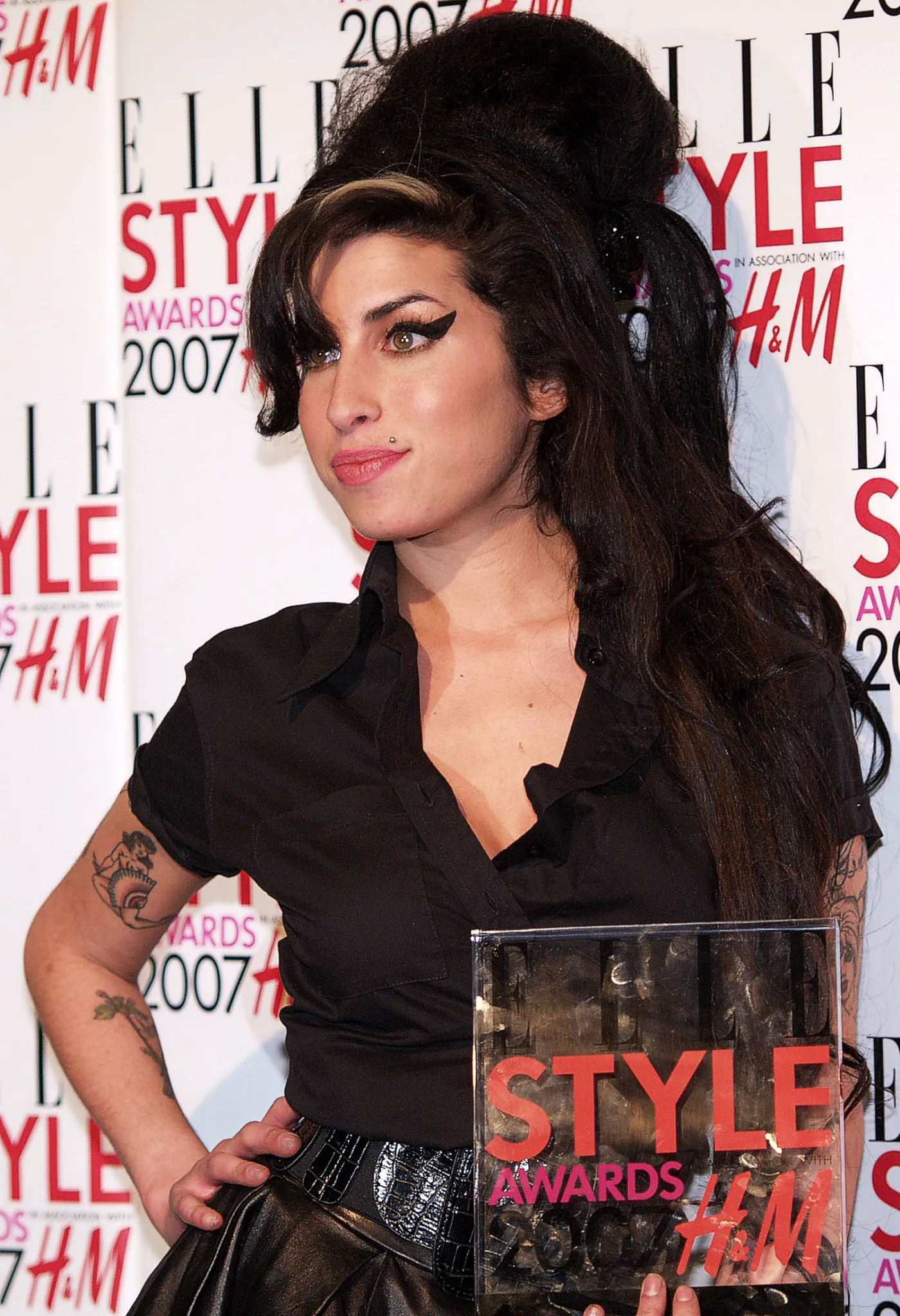 5227044-amy-winehouse.jpg