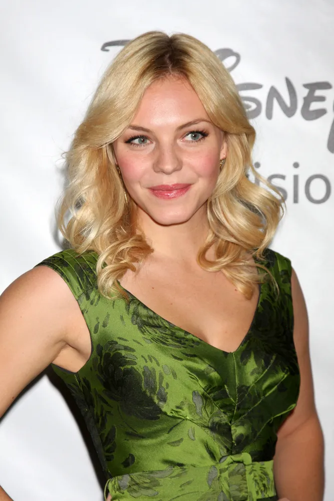 5675883-eloise-mumford.jpg