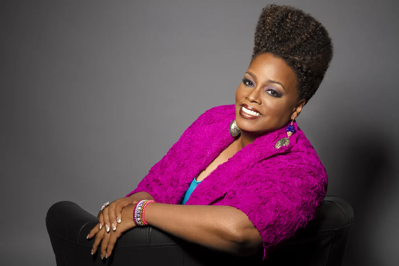 5733097-dianne-reeves.jpg