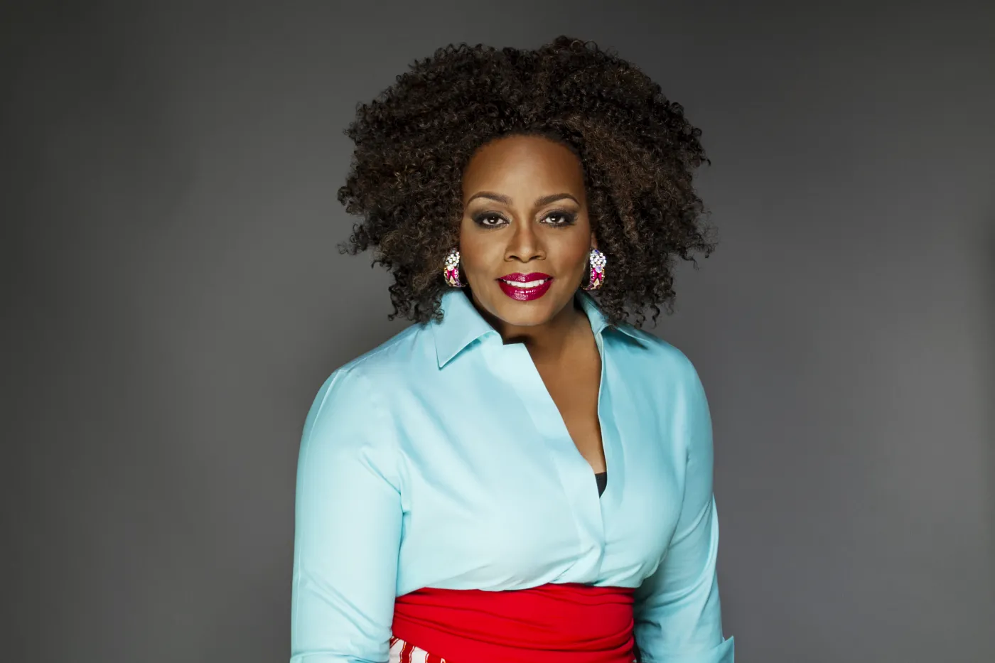 5733155-dianne-reeves.jpg