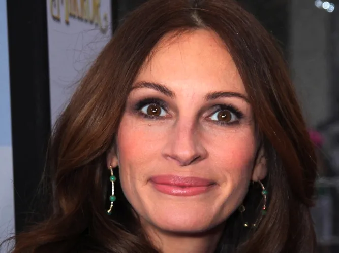 Julia Roberts