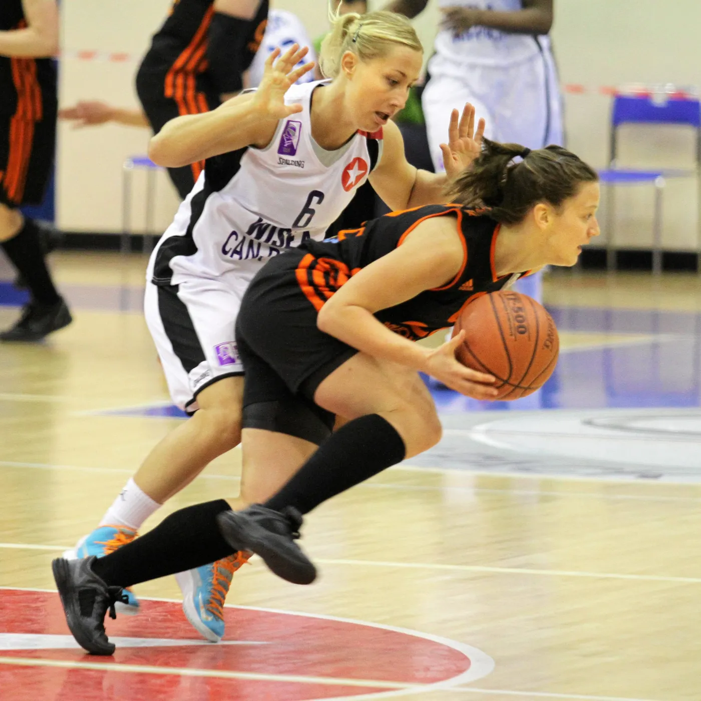 Euroliga: Wygrana CCC Polkowice z Perfumerias Avenida