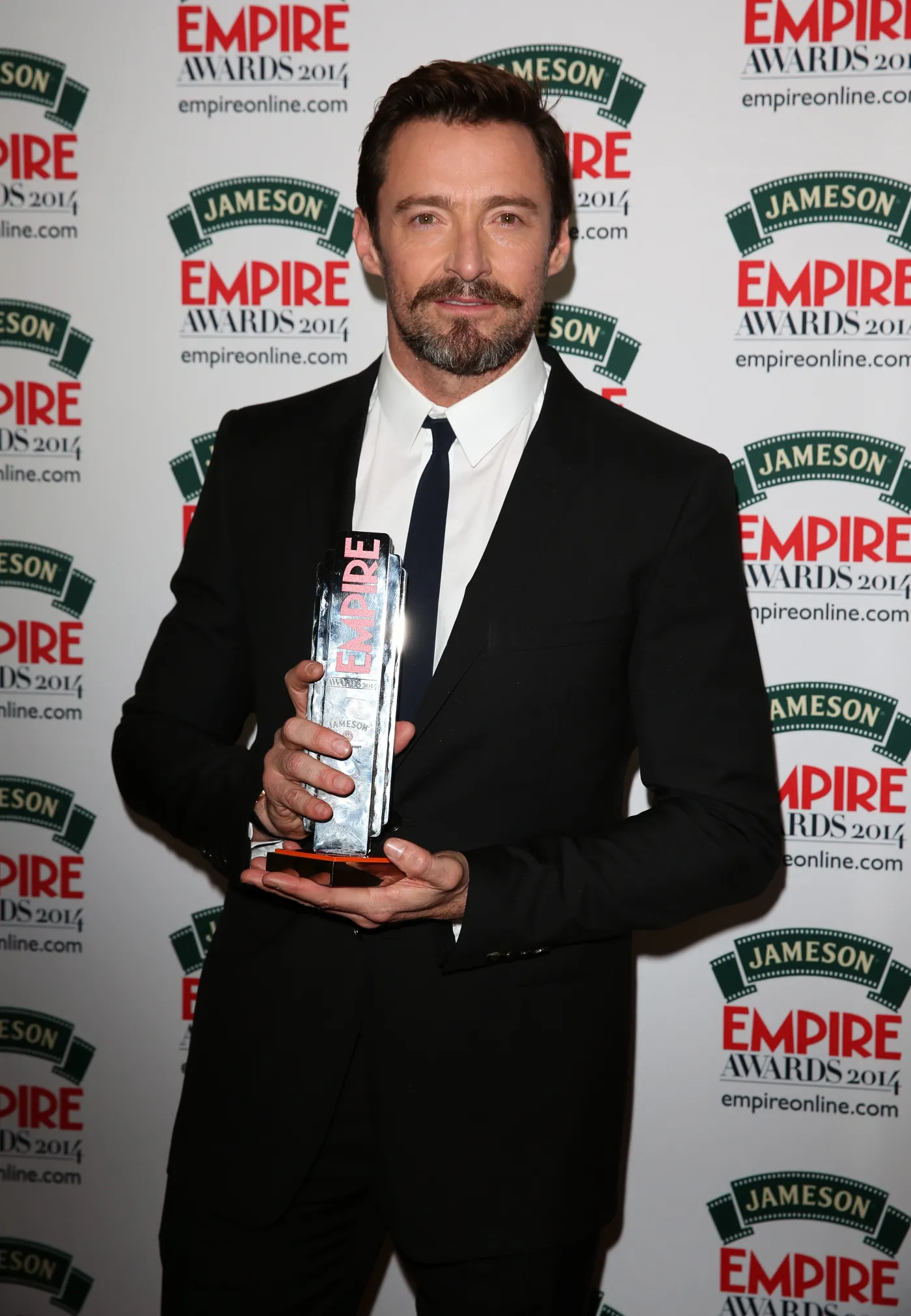 6117880-hugh-jackman.jpg