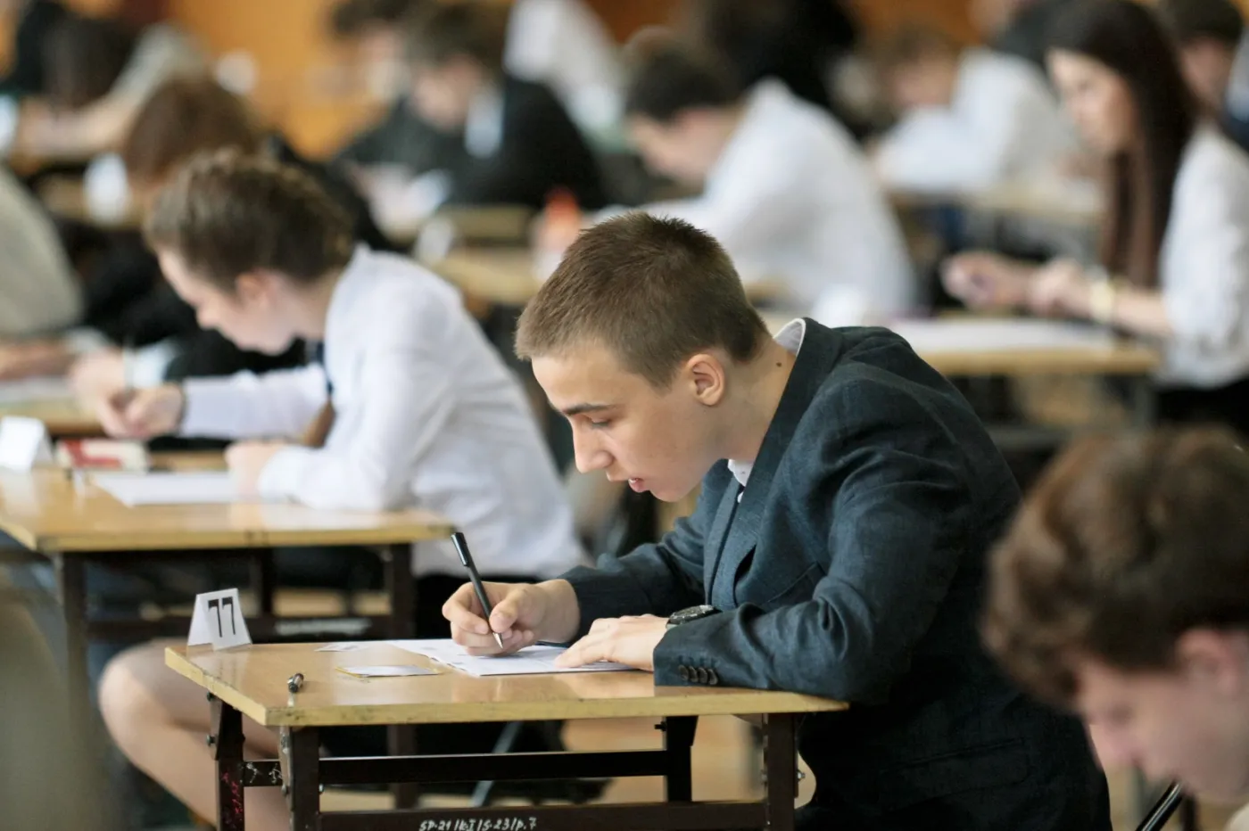 Gimnazjaliści już po egzaminie z WOS i historii. [ARKUSZE]