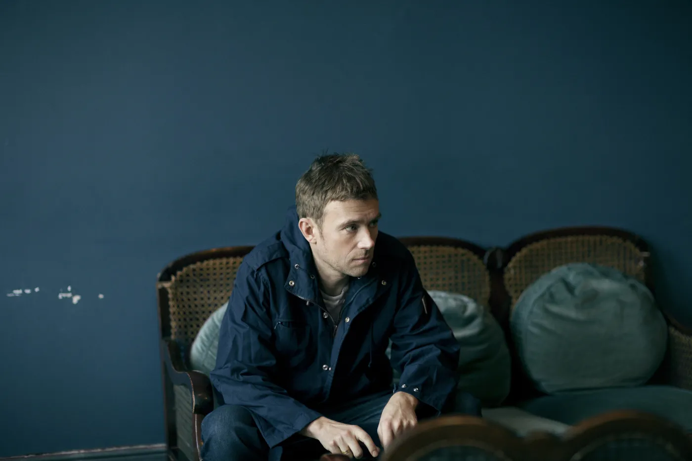 6221526-damon-albarn.jpg