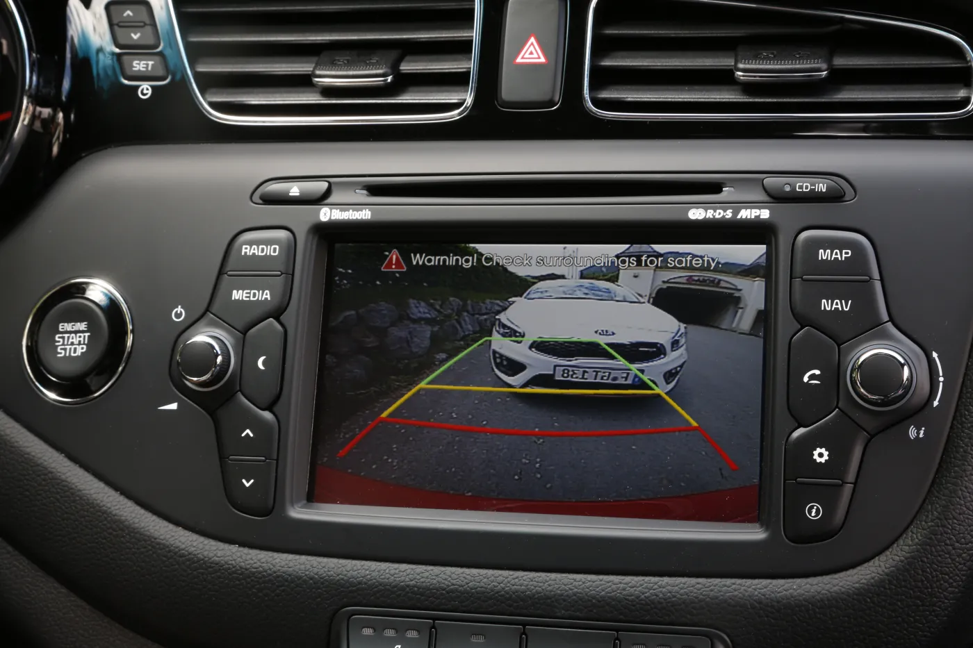 Trzy skody lepsze niż BMW! Oto najbardziej solidne samochody używane w 2014. NOWY raport