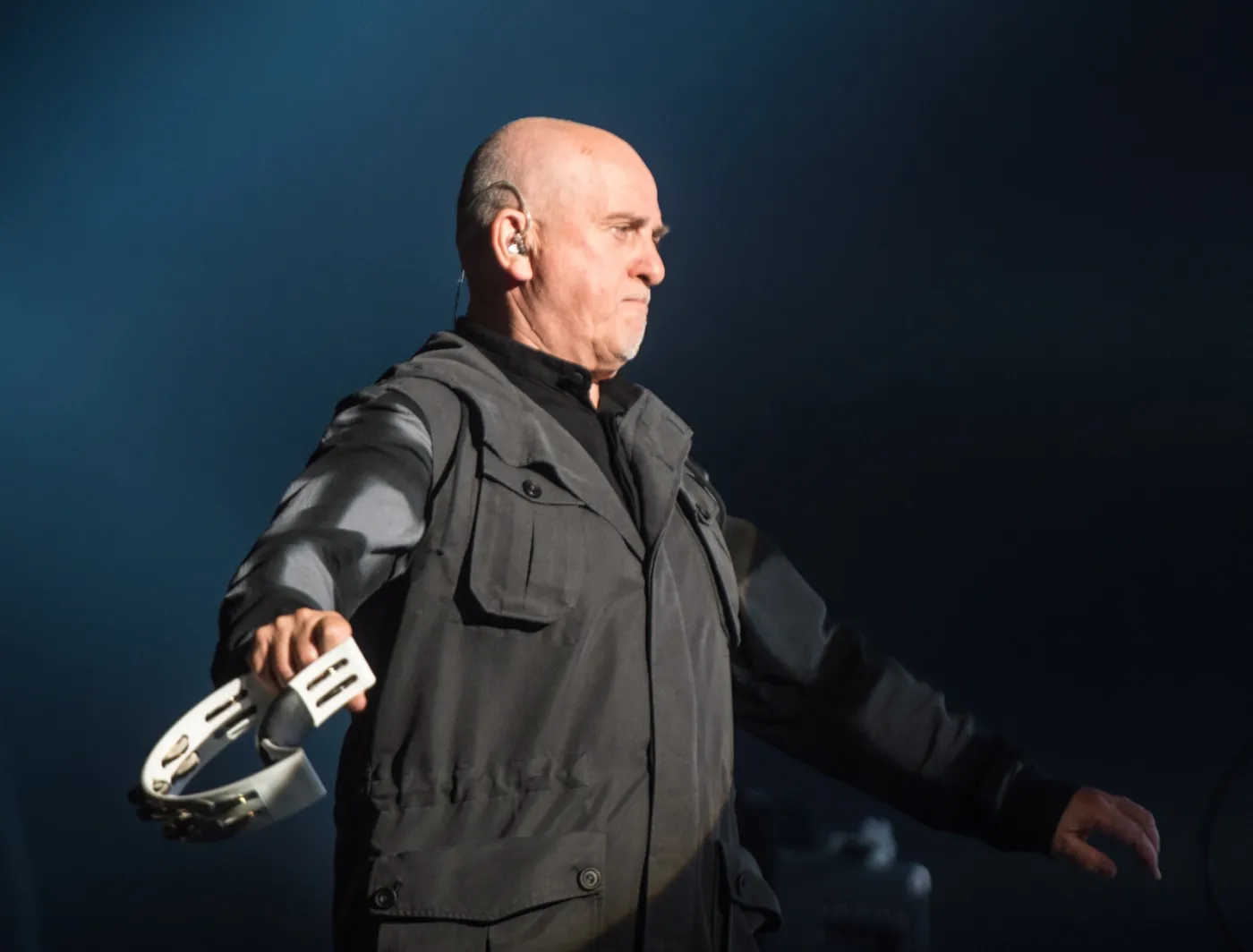 6279836-peter-gabriel.jpg