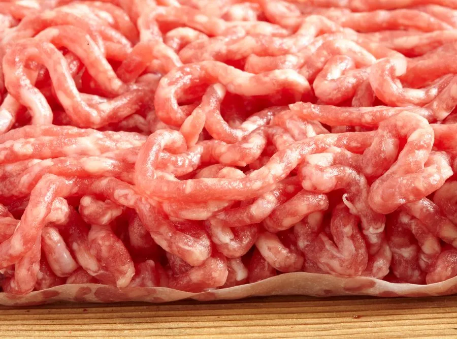 Salmonella w mięsie sprzedawanym w Lidlu. Produkt jest wycofywany ze sklepów