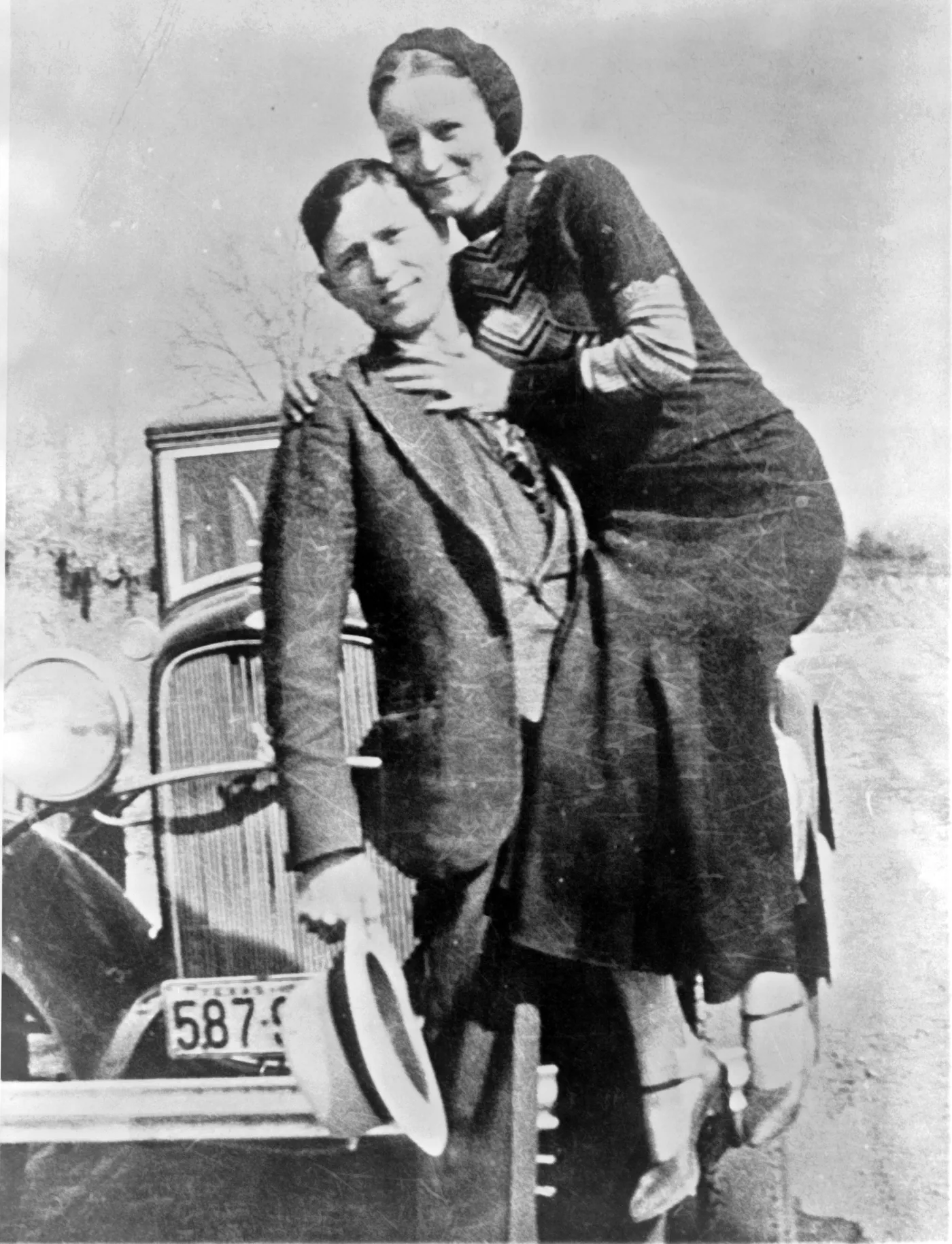 6332420-bonnie-i-clyde.jpg