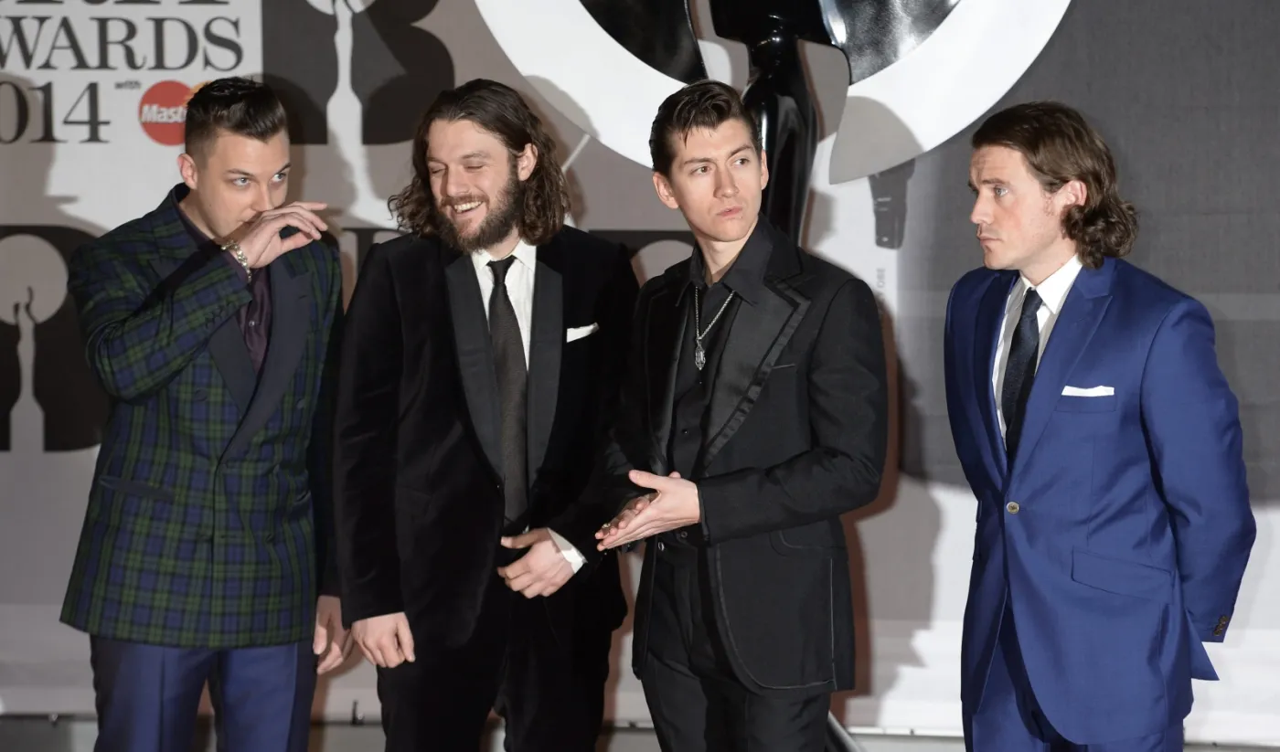 5961808-arctic-monkeys.jpg