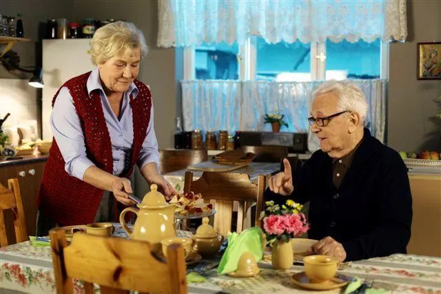 "M jak miłość" traci widzów, ale wciąż jest liderem