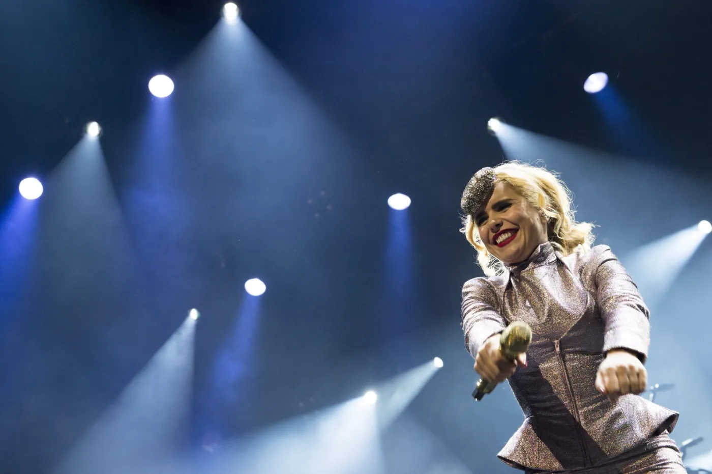 6565800-paloma-faith.jpg